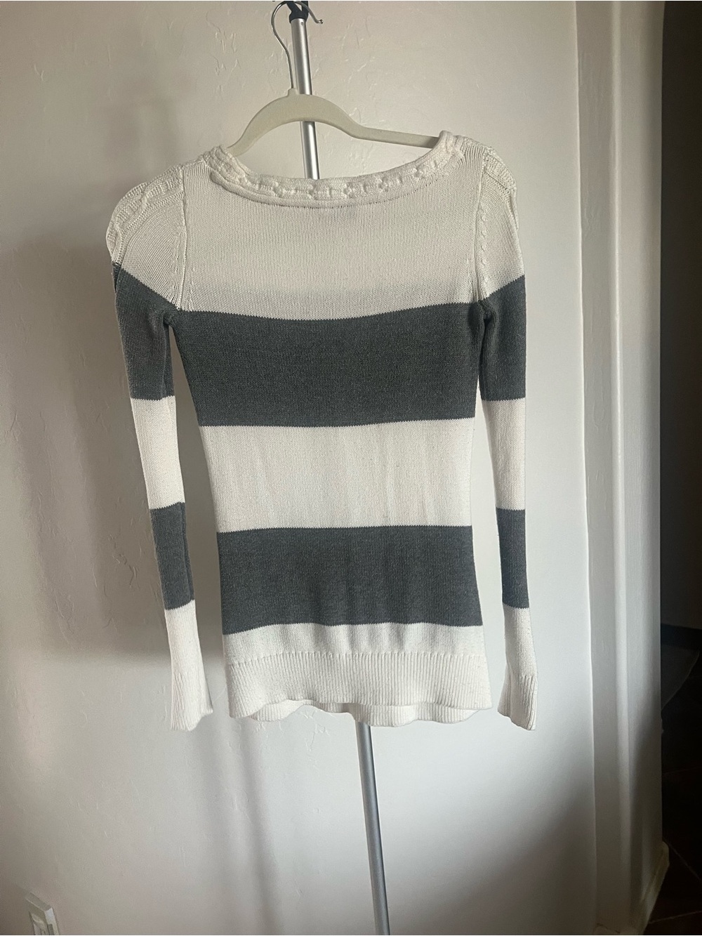 Nautica White Sweater with Pink Trim